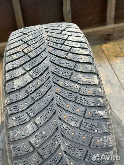 Michelin X-Ice North 4 265/65 R17