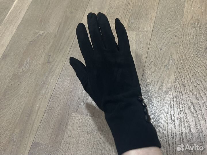 Перчатки женские замшевые