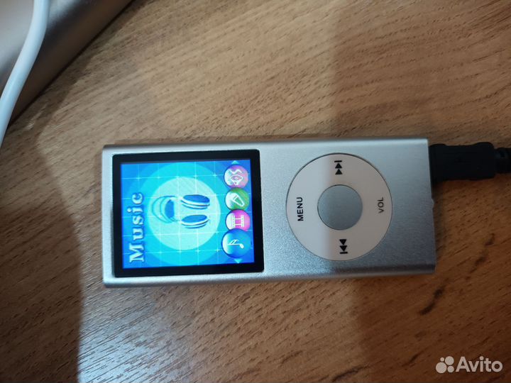 Портативный медиа плеер Elenberg