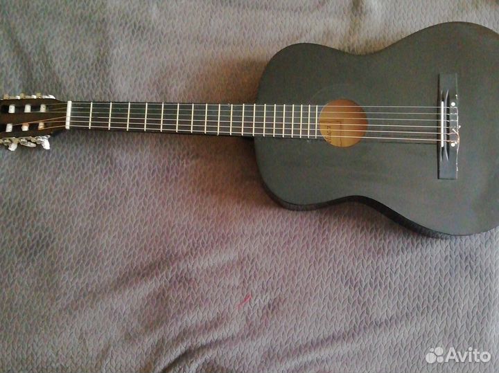Классическая гитара Belucci