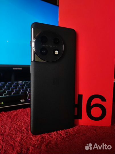 OnePlus 11, 8/128 ГБ