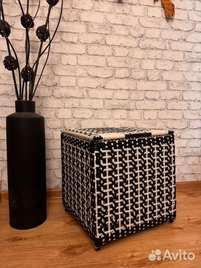Пуфик из ротанга