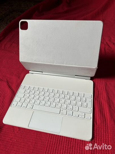 Apple magic keyboard iPad pro 12.9