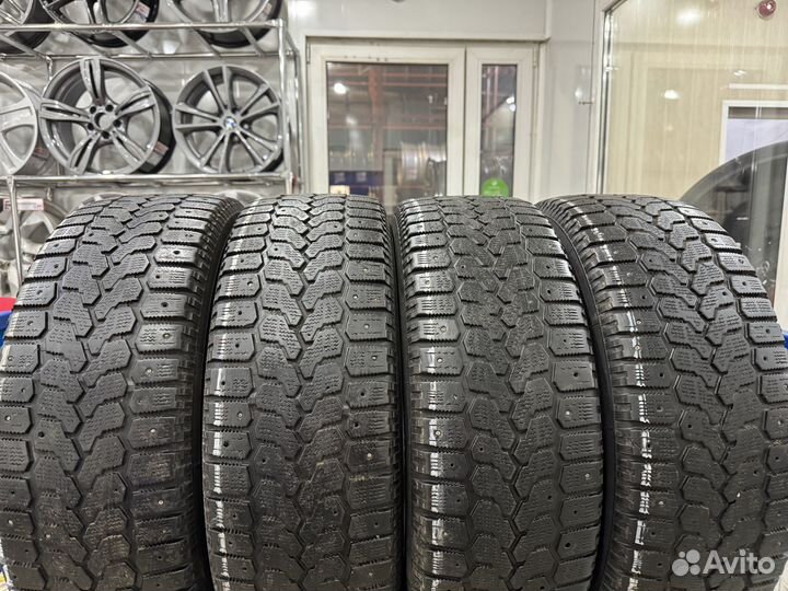 Yokohama F700 205/60 R16
