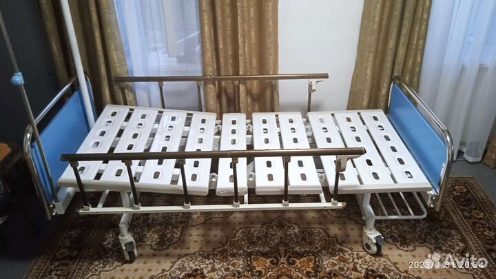 Медицинская кровать для лежачих больных