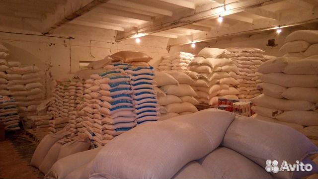 Пшеница,комбикорм,зерносмесь,сахар,мука и т.п 