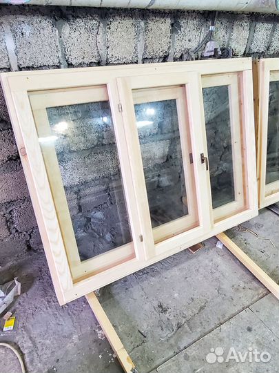 Деревянные окна со стеклопакетом / Окна из дерева