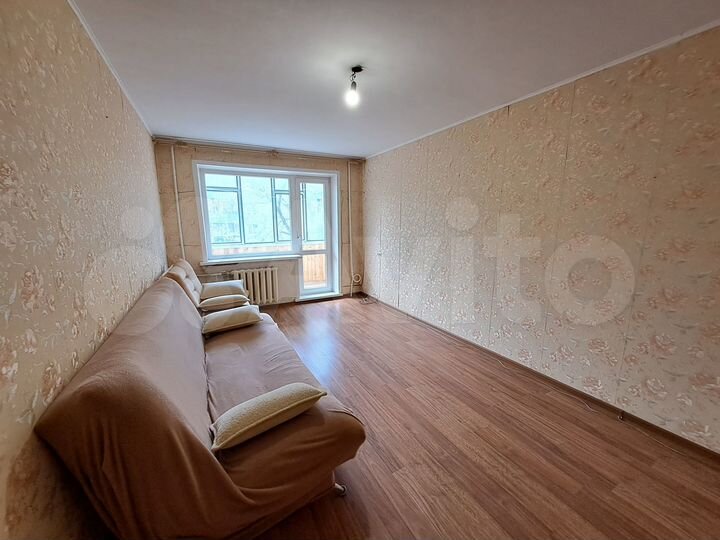 2-к. квартира, 47 м², 3/5 эт.