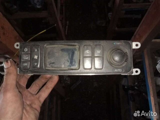 Блок управления отопителем Mitsubishi Galant