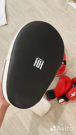 Боксерские перчатки детские и лапы