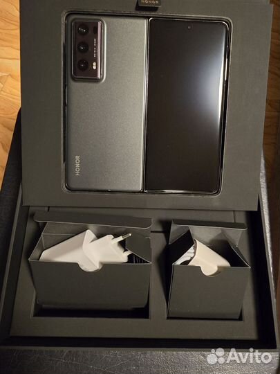 HONOR Magic V2, 16/512 ГБ