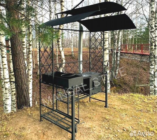 Мангал с крышей