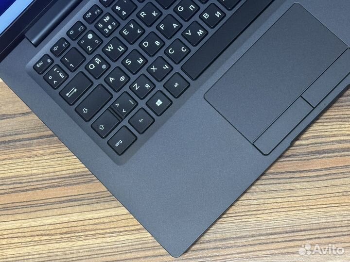 Dell latitude 7400 i5/16/256/LTE