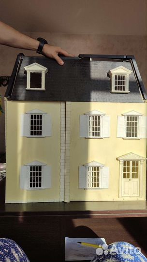 Домик кукольный