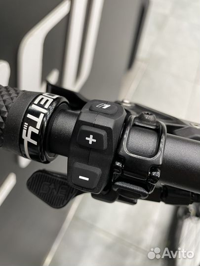 Горный велосипед Specialized Turbo Levo Expert