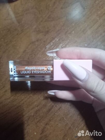 Тени для век