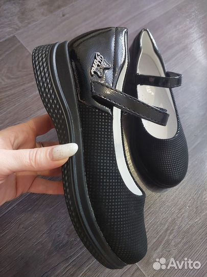 Туфли детские новые