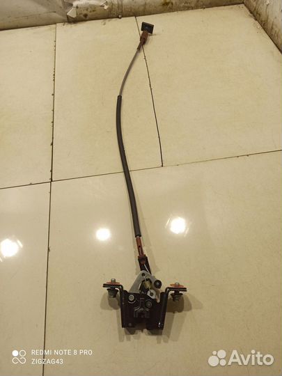 Замок задней спинки сиденья(левый) (Kia K5 III)