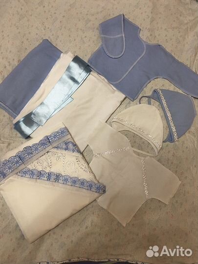 Уголок с кружевом (конверт) на выписку, комплект