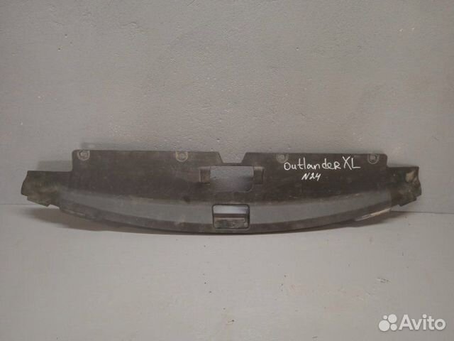 Накладка радиатора Mitsubishi Outlander Xl 2010