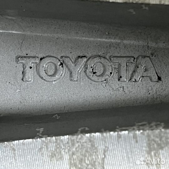 R18 Оригинальные Toyota из Японии (Выбор есть)