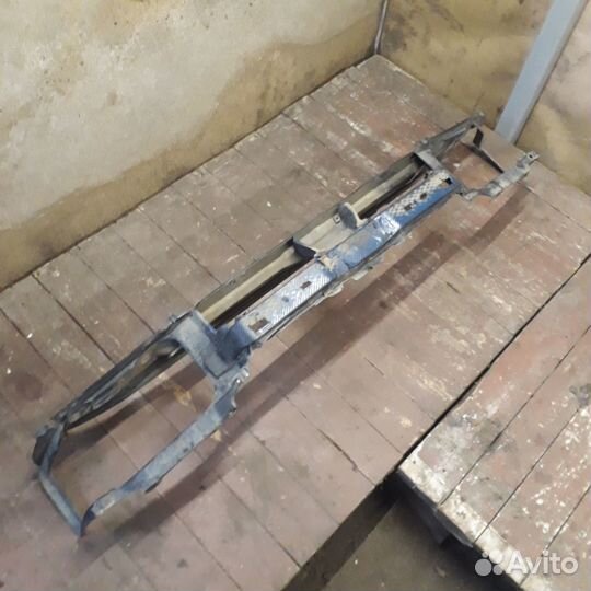 Телевизор (передняя рамка) Фольксваген Пассат Б3