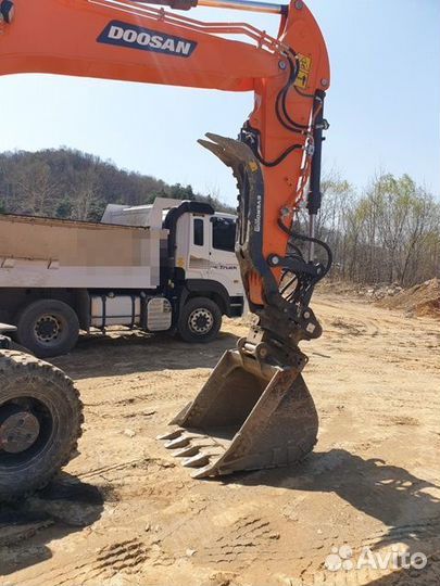 Колёсный экскаватор DOOSAN DX160W, 2022