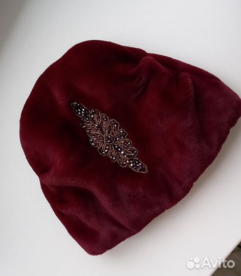 Шапка женская Avenue