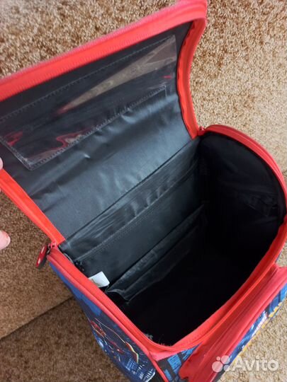 Школьный рюкзак 