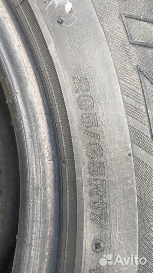 Bridgestone Blizzak LM-25 4x4 165/65 R17