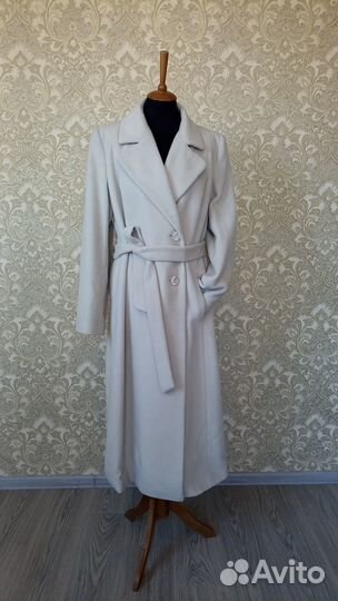 Продаю пальто