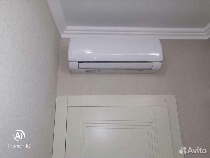 Кондиционер Aeronik ASI-09HS5/ASO-09HMS5