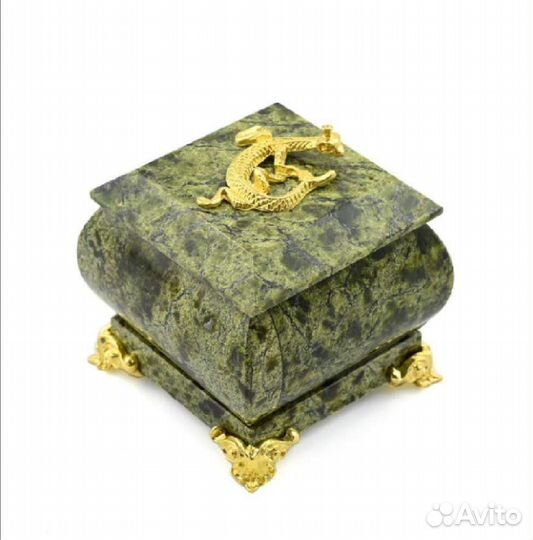 Шкатулка из натурального камня змеевика