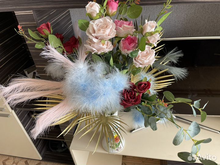 Букет с искусственными цветами