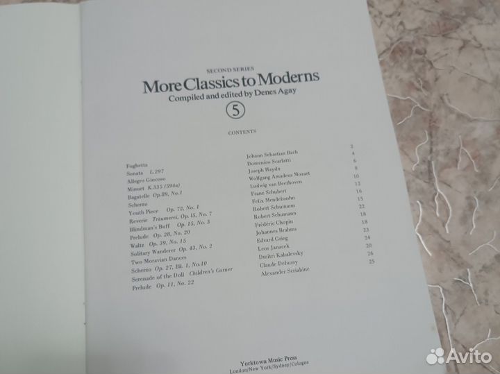 Ноты для фортепиано импортные Classics to Moderns