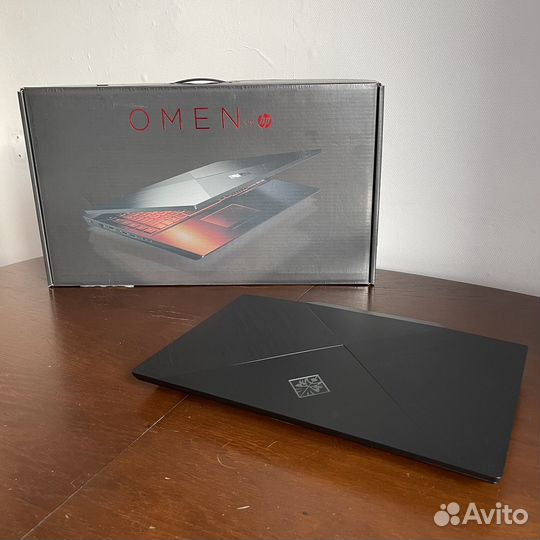 Ноутбук HP omen 17 i7-10750 RTX 2060