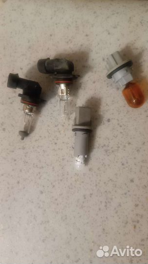 Фара nissan wingroad