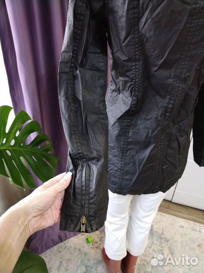 Ветровка женская