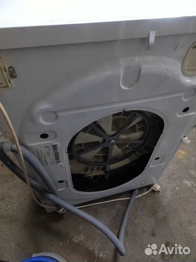 Стиральная машина автомат