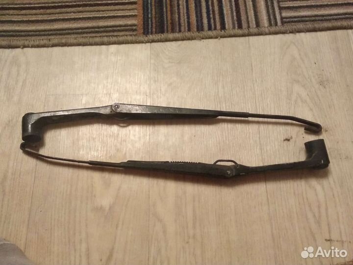 Поводки дворников Mitsubishi Pajero 2