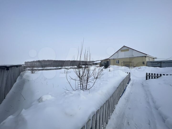 Дом 180 м² на участке 100 сот.