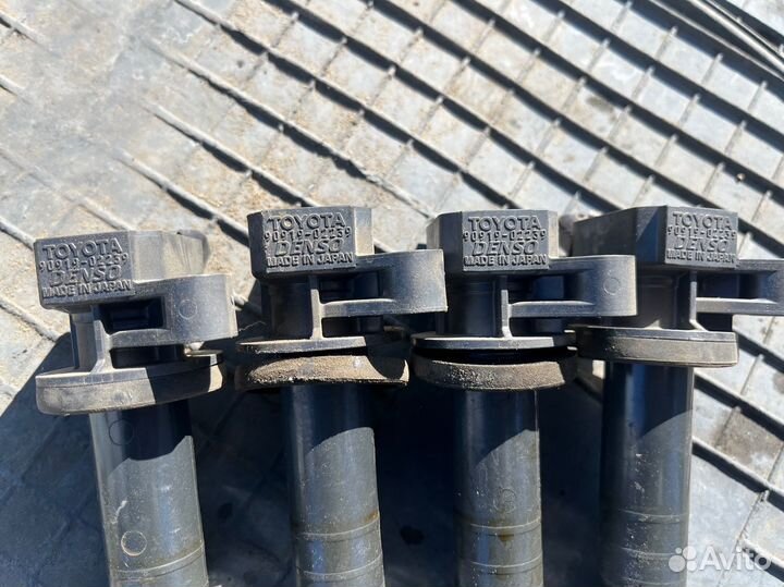 Катушка зажигания Toyota Corolla 120