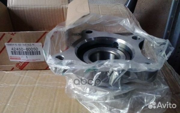 Ступица зад правая 4245060050 4245060050 toyota