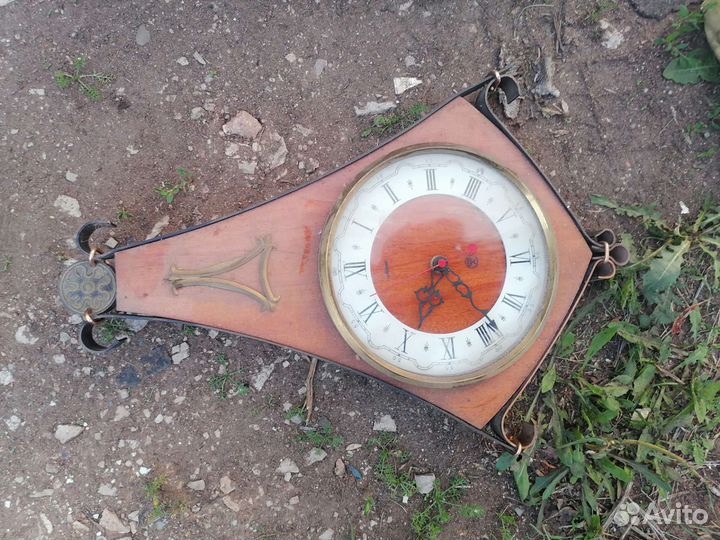 Часы настенные