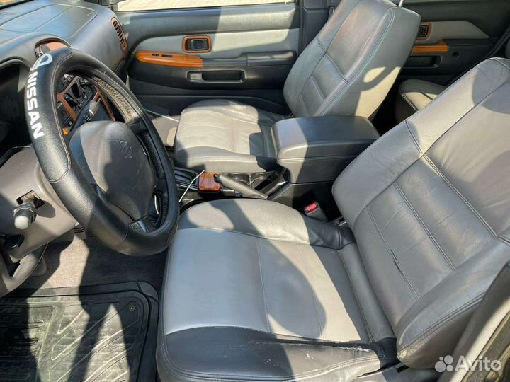 Nissan Pathfinder 3.3 AT, 1998, 188 000 км
