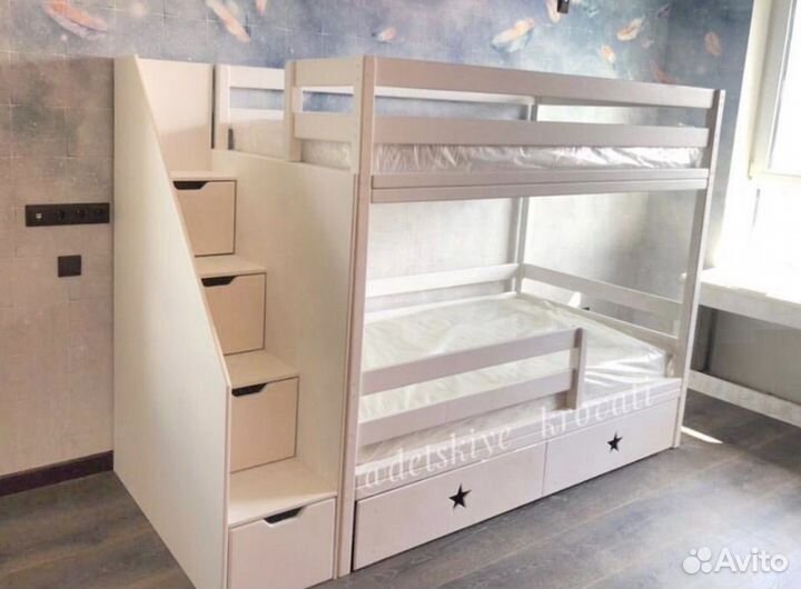 Кроватка домик двухъярусная