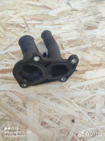 Крышка термостата Ford Fusion fuja 2005