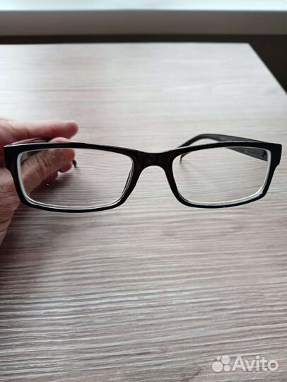 Очки с диоптриями -2.0