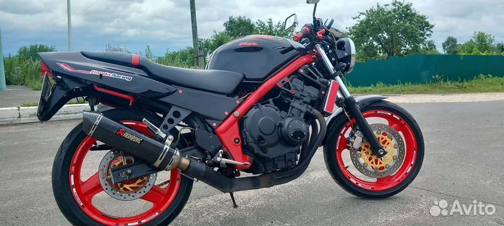 Honda cb 1