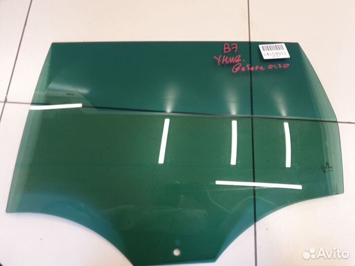 Стекло двери задней левой Volkswagen Passat B7 201